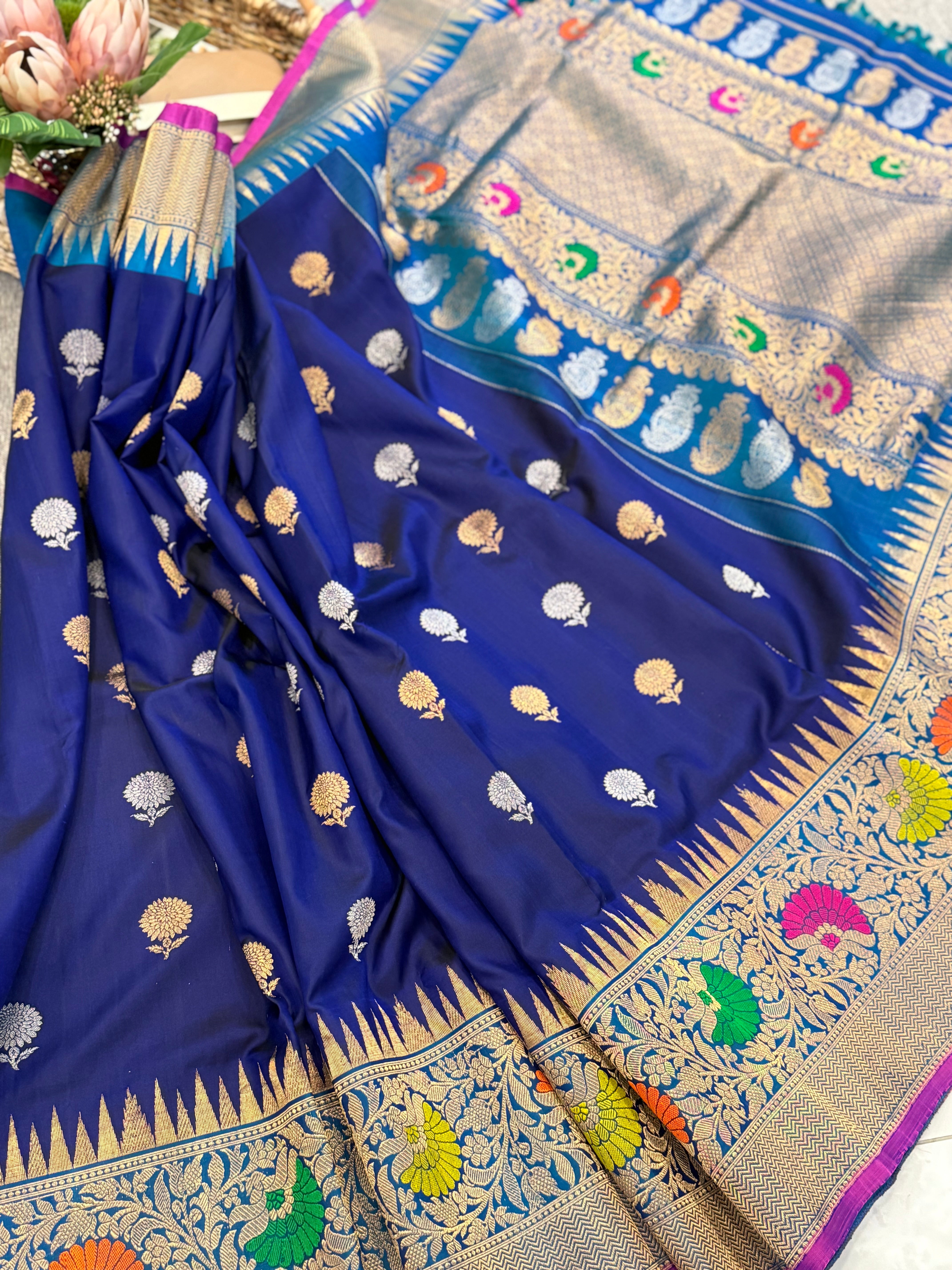 Royal Blue Gadwal Pattu
