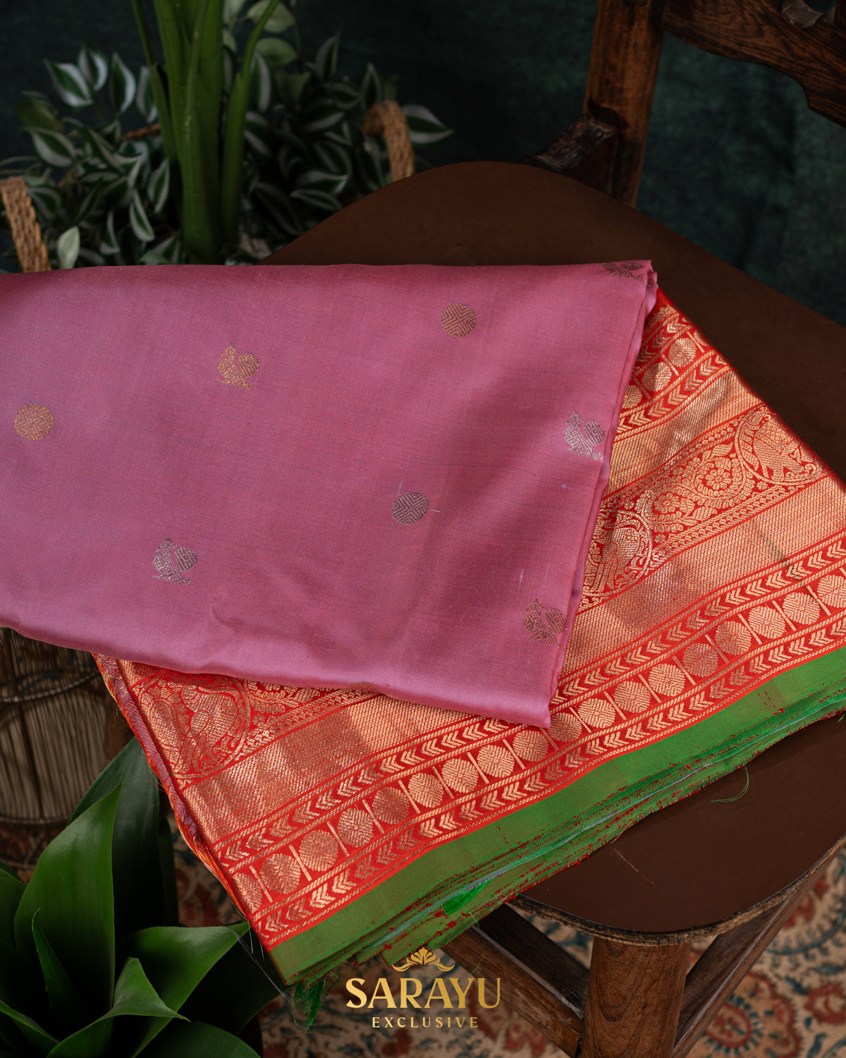 Deep rose pink and red double weave gadwal Pattu