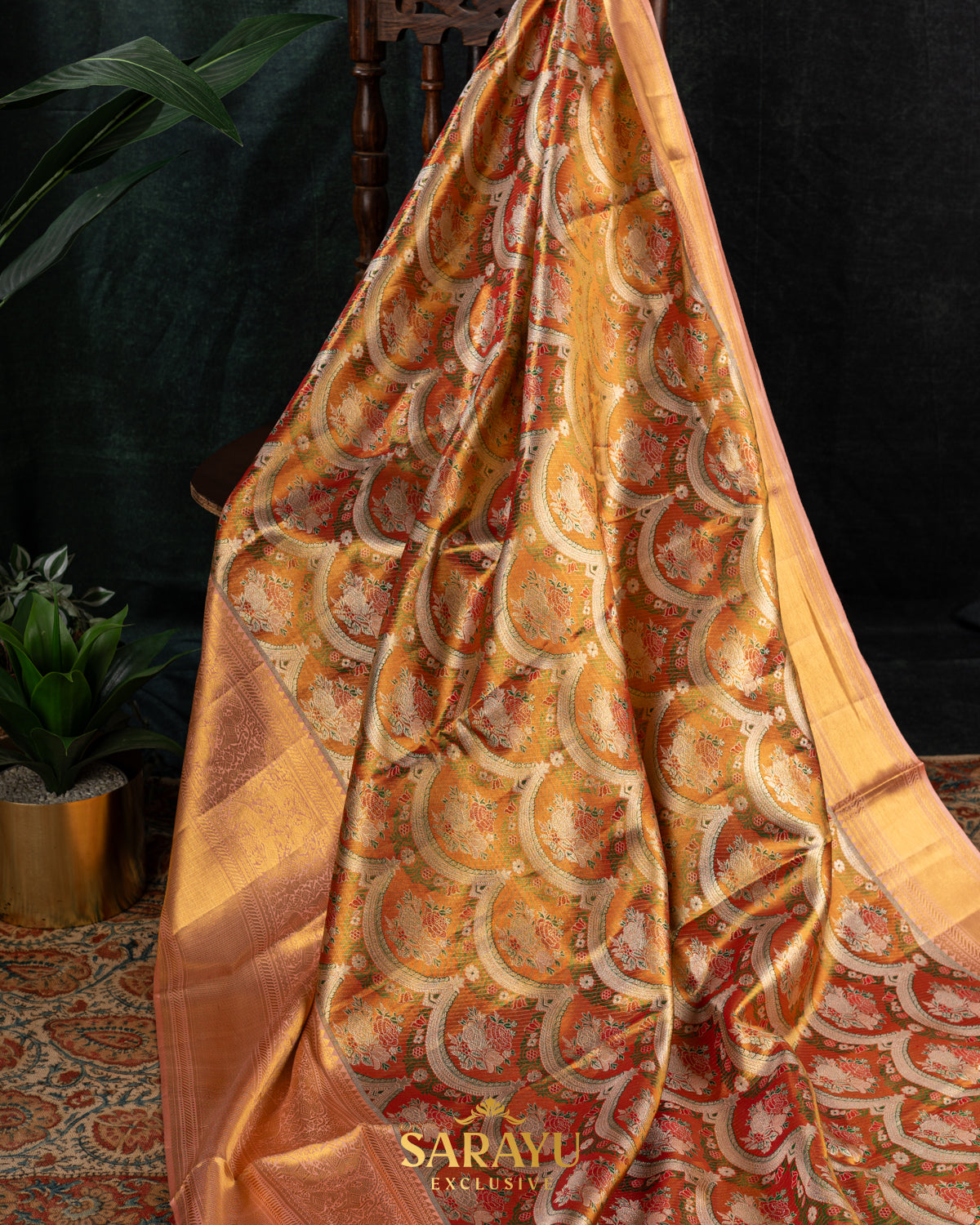 Metallic Honey and Peach Shade Meena Weave Exclusive kanchi Silk