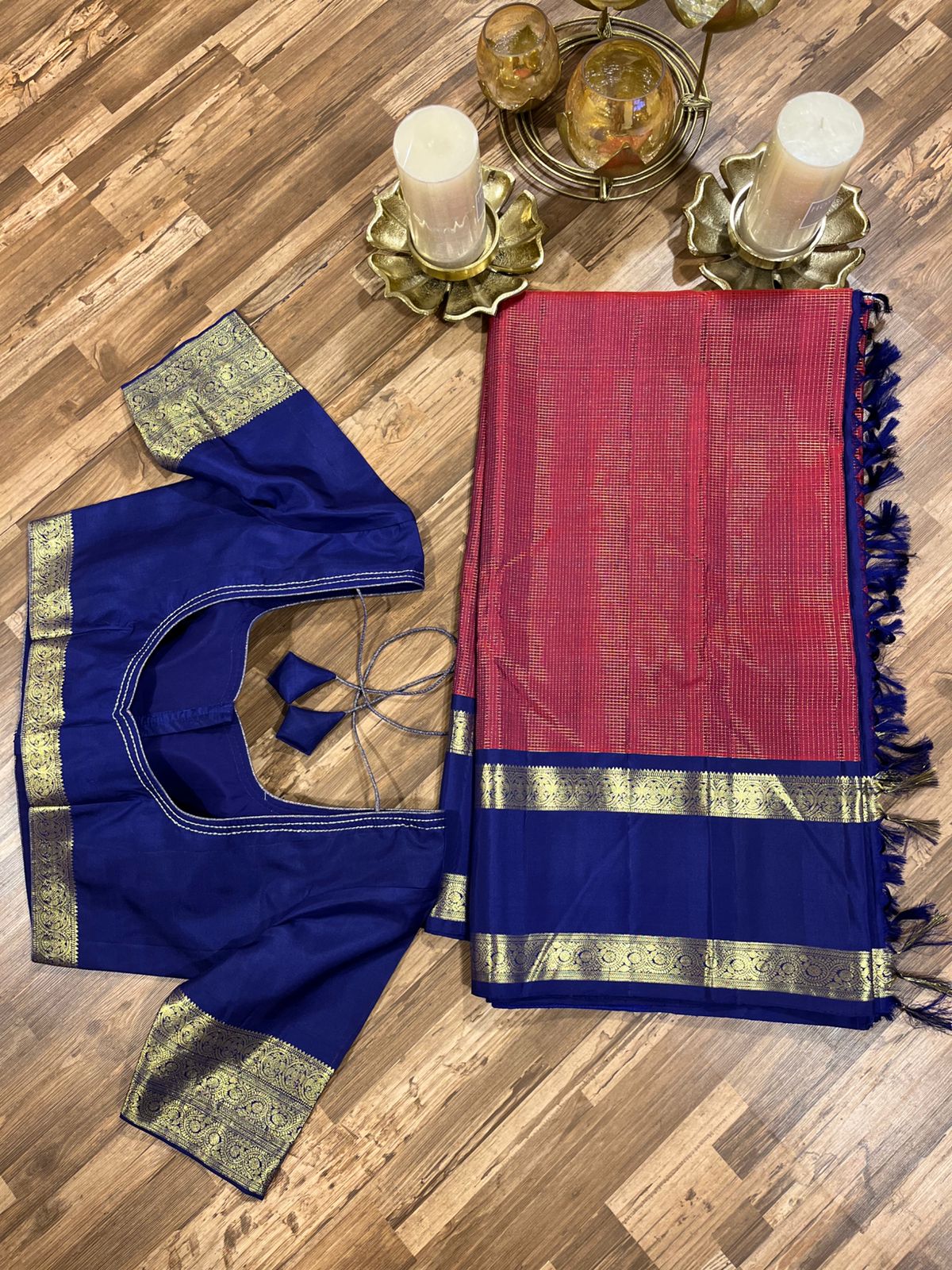 Red and Blue Space Border kanchi Pattu