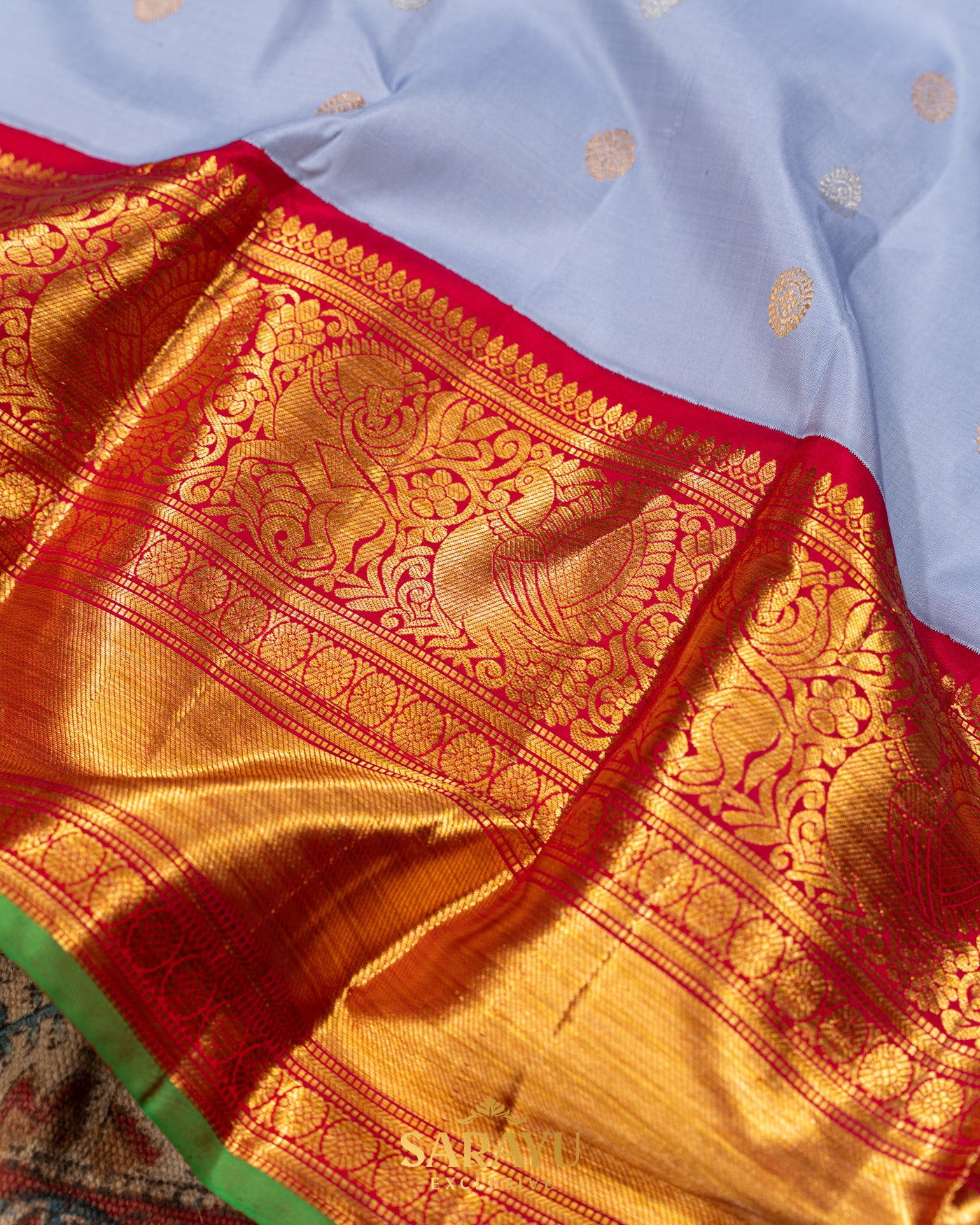 Unique Shade Of Blue and Red Pure Gadwal Silk