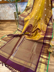 Honey and Maroon Gadwal Pattu