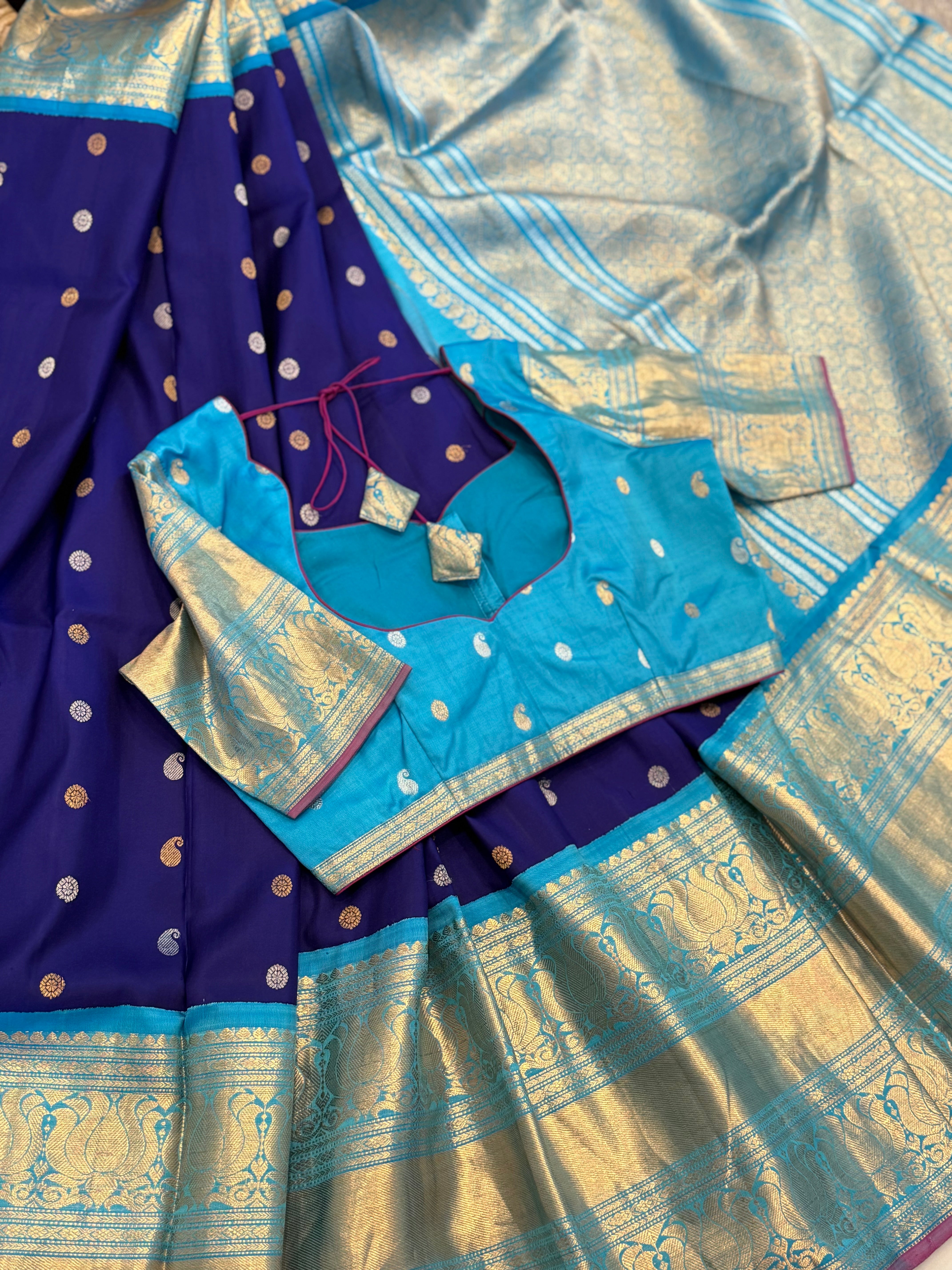 Royal Blue Gadwal Pattu