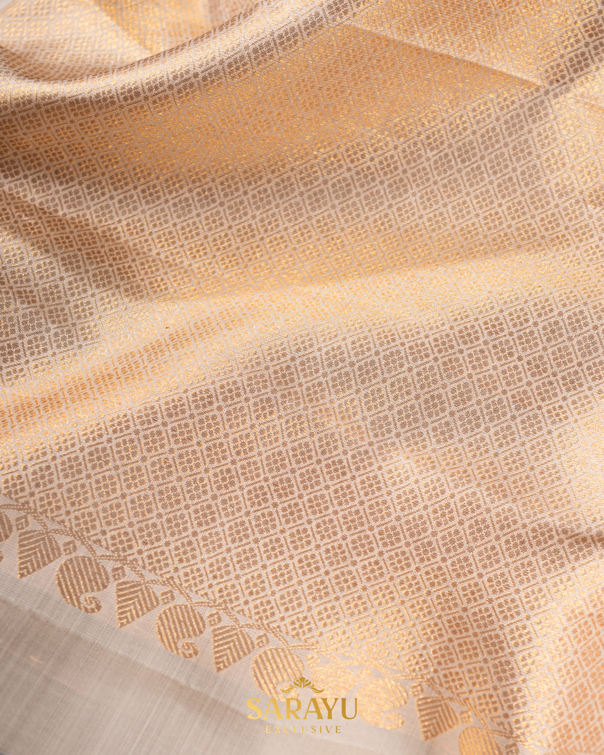 Rich Bottle Green and Cream Pure Kanchi Silk