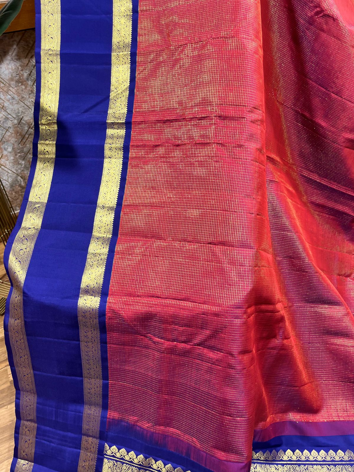 Red and Blue Space Border kanchi Pattu