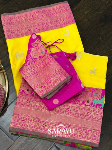 Yellow and Pink Gadwal Pattu