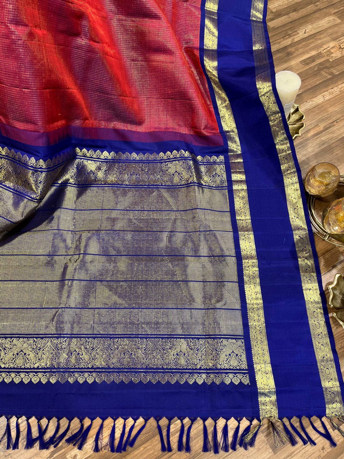 Red and Blue Space Border kanchi Pattu