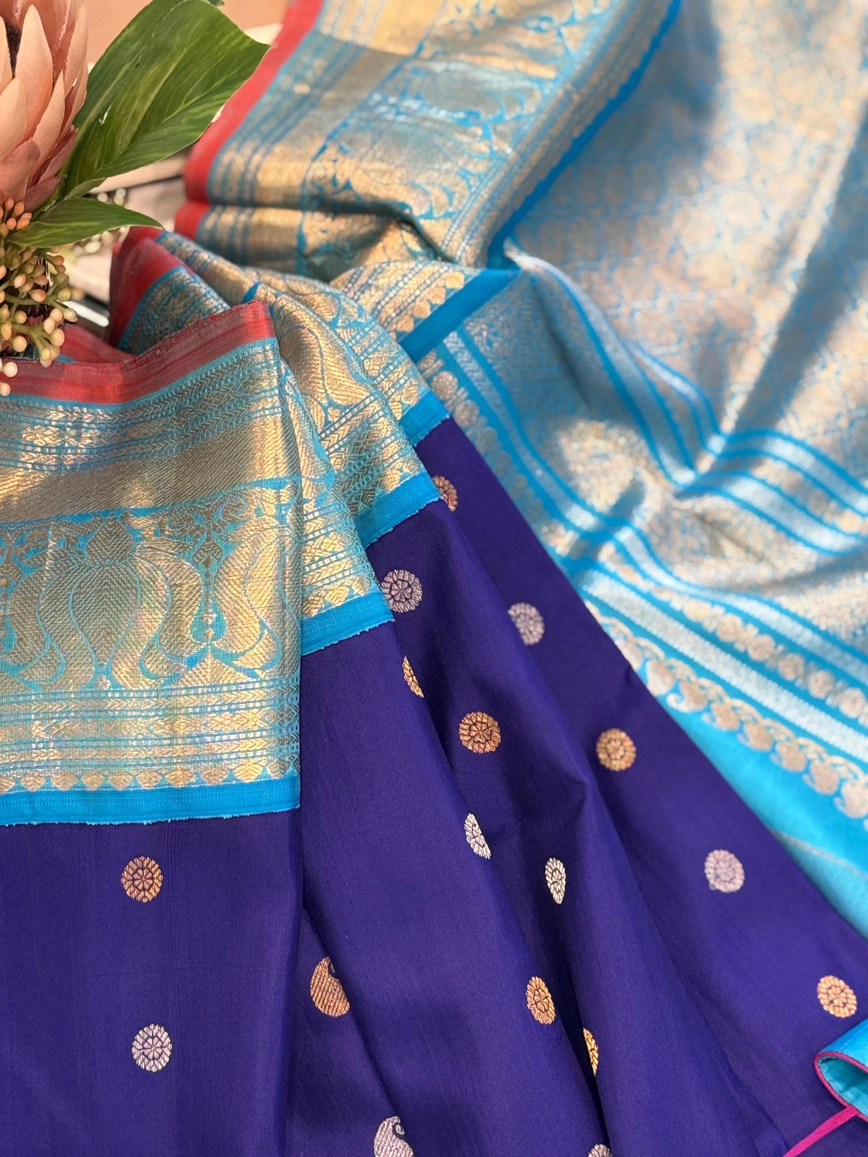 Royal Blue Gadwal Pattu
