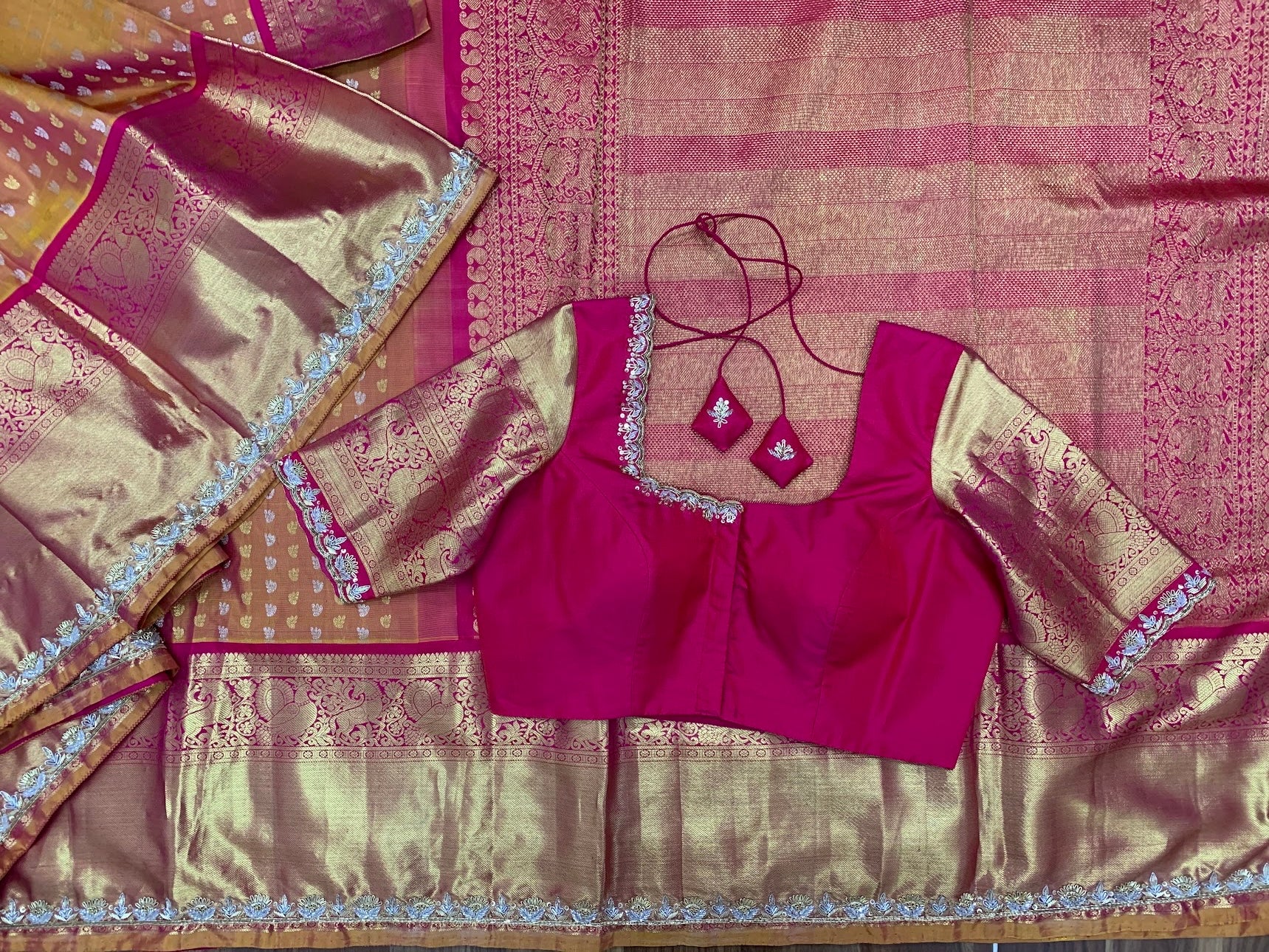 Gadwal Pattu with Handworked border