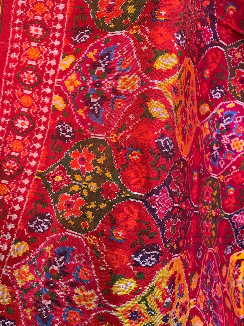 Reddish pink pan leaf design Twill ikkat