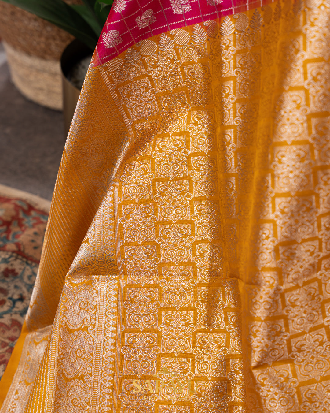 Red and Pink Kalanetha Venkatagiri Pure Silk