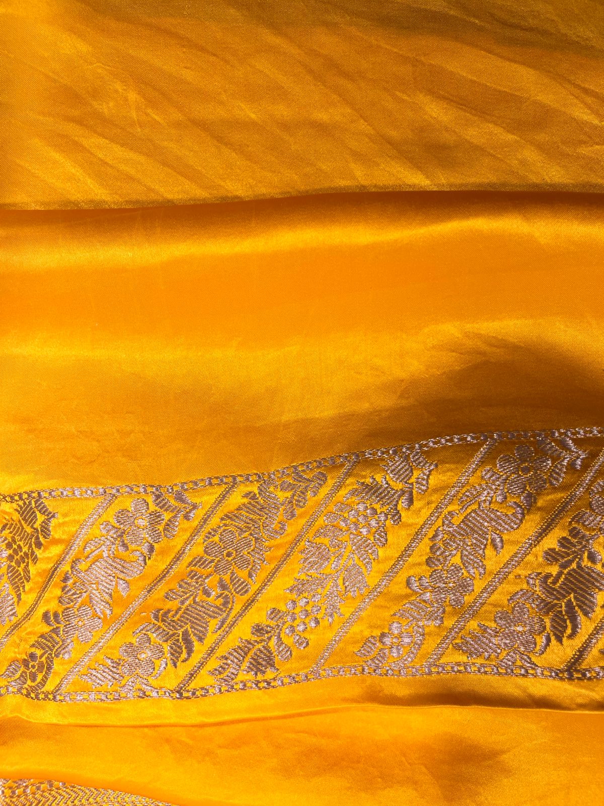 Musturd Yellow Banarasi Mashuru Silk