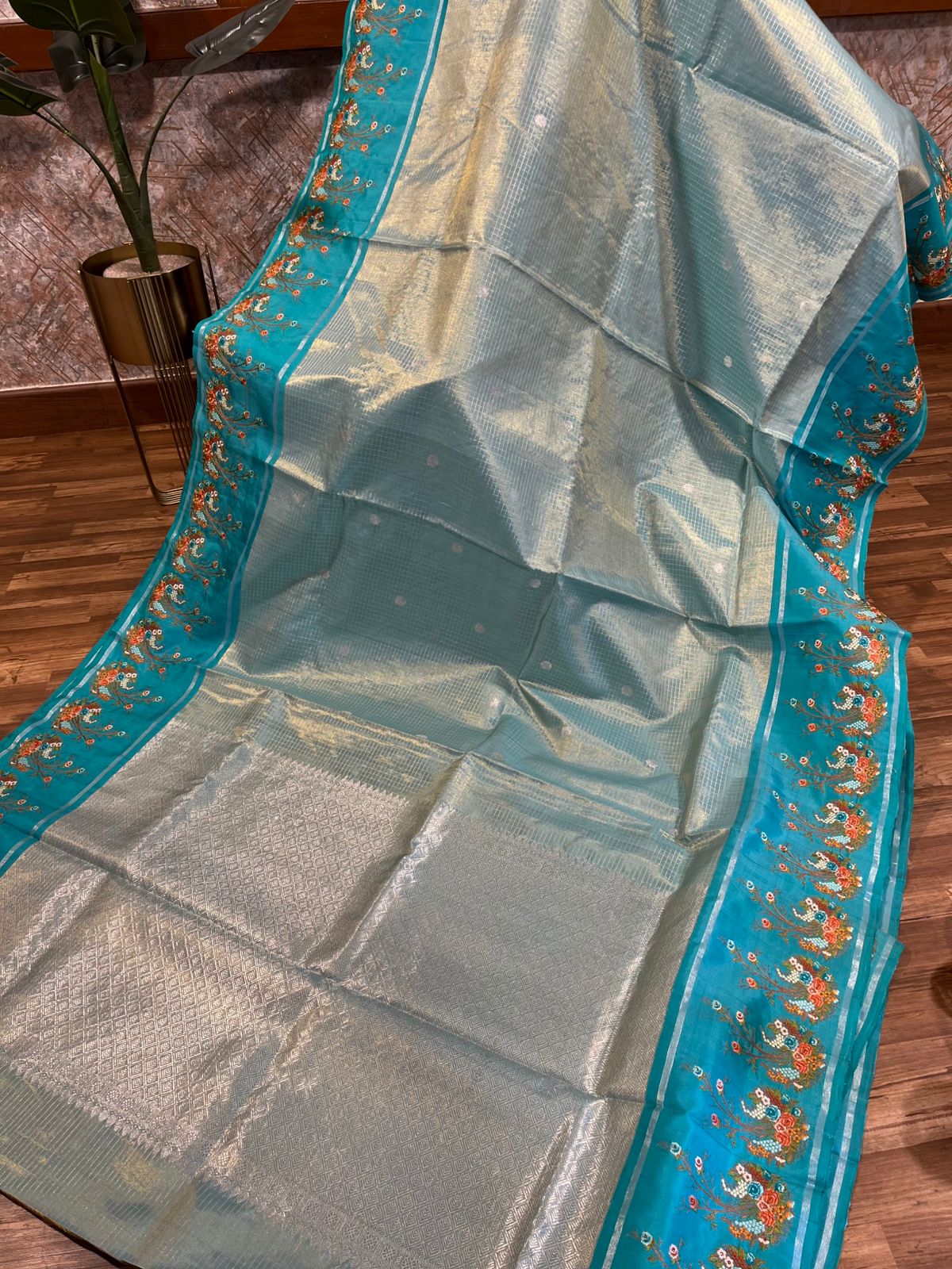 Kanchi Pattu Tissue Customized Handworked Border