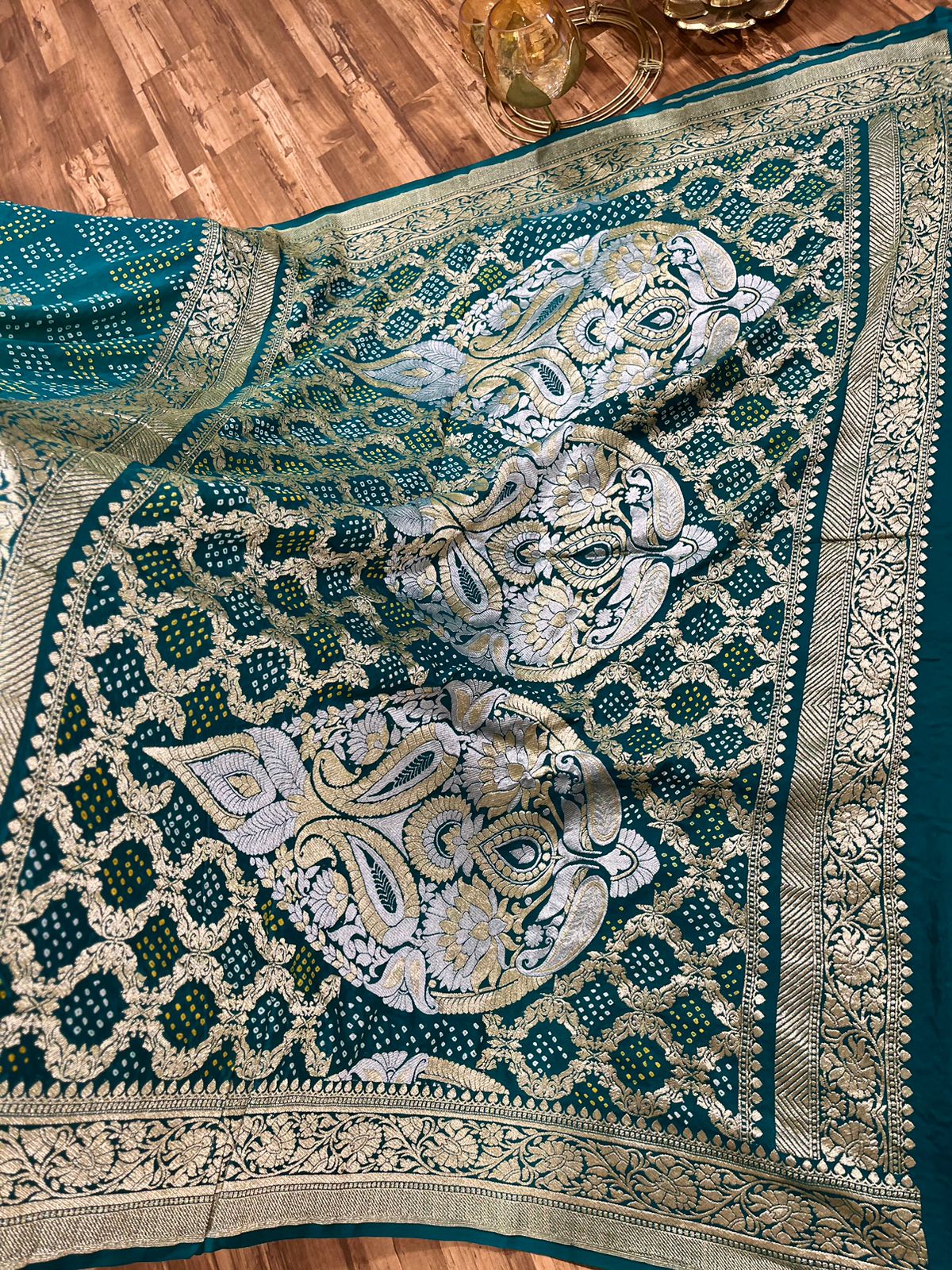 Parrot Green and Dark Green Pure Bandhini Georgette