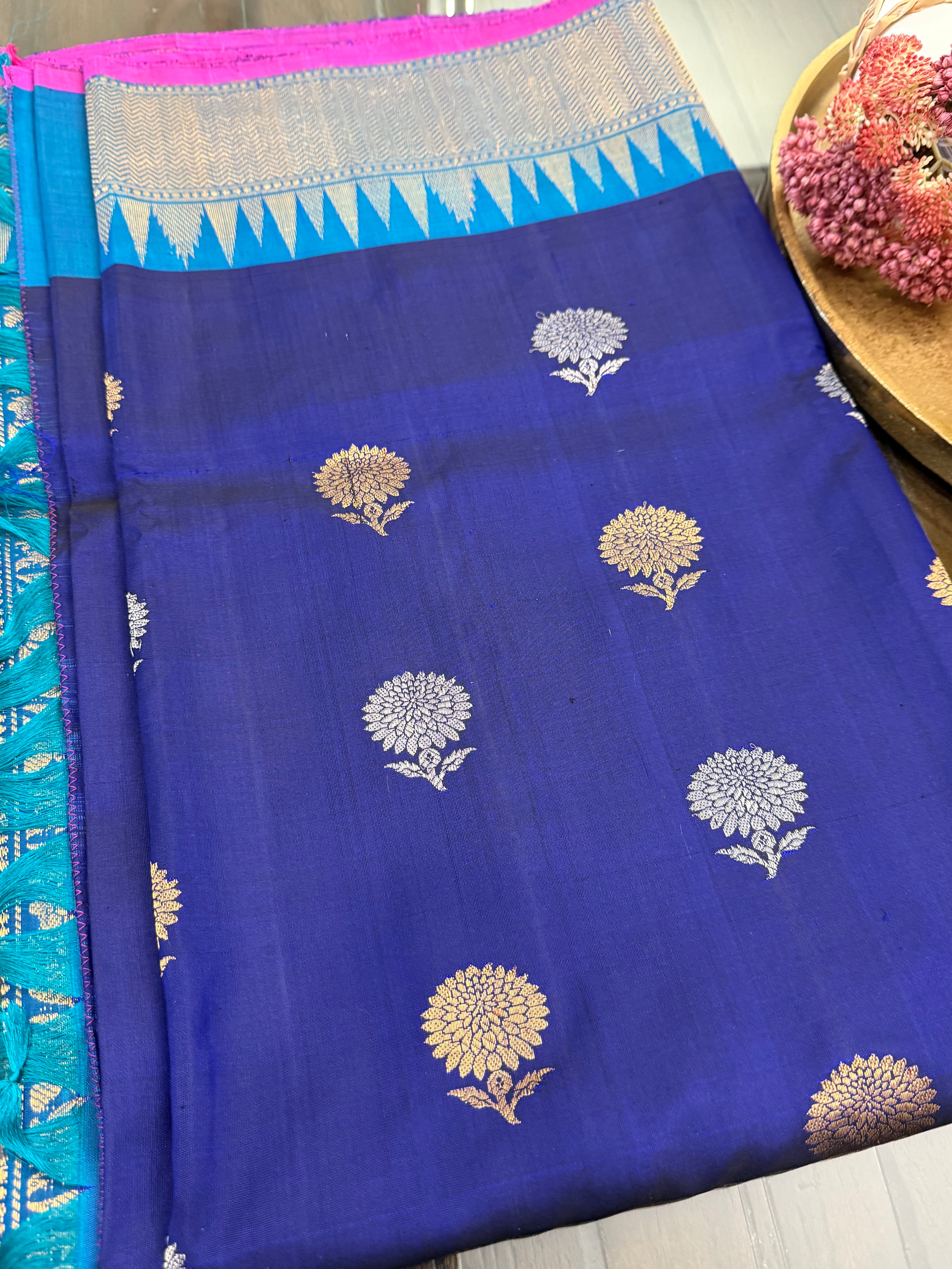 Royal Blue Gadwal Pattu
