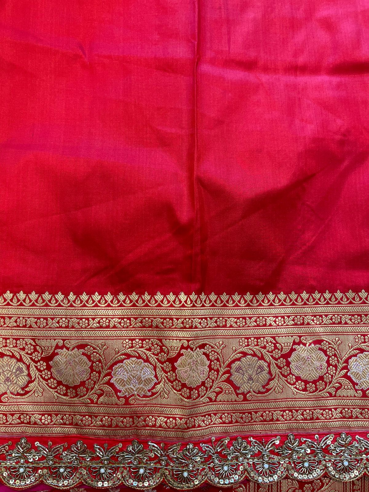 Red Exquisite Pure Banarasi Masterpiece