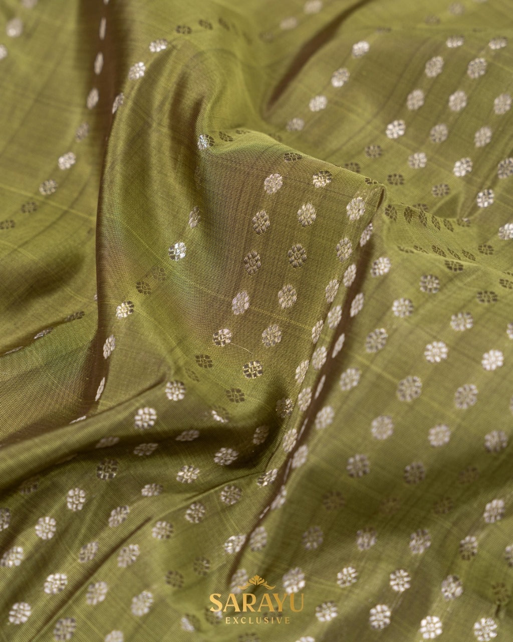 Pesara Green and Magenta Pink Pure Venkatagiri Silk