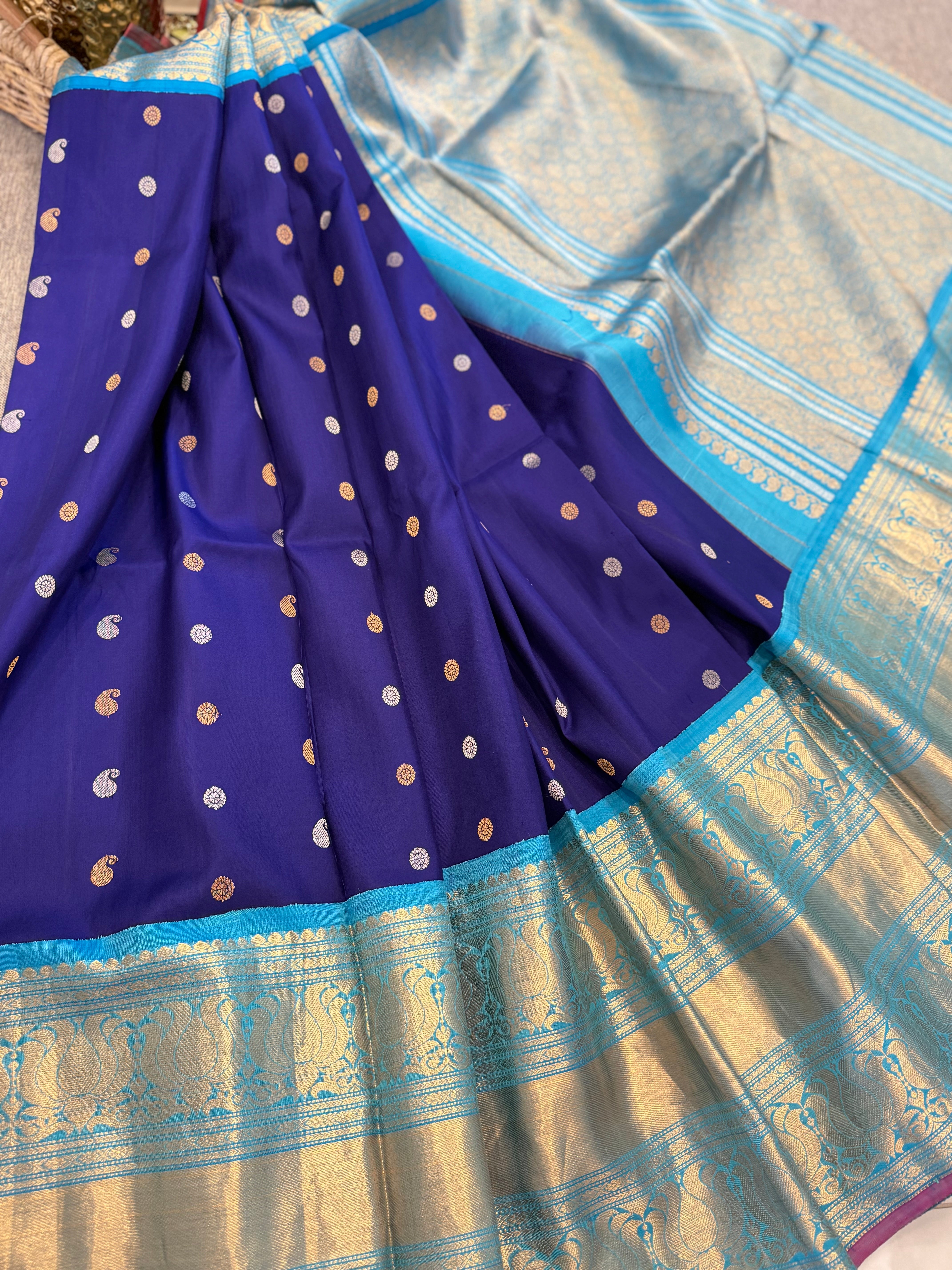 Royal Blue Gadwal Pattu