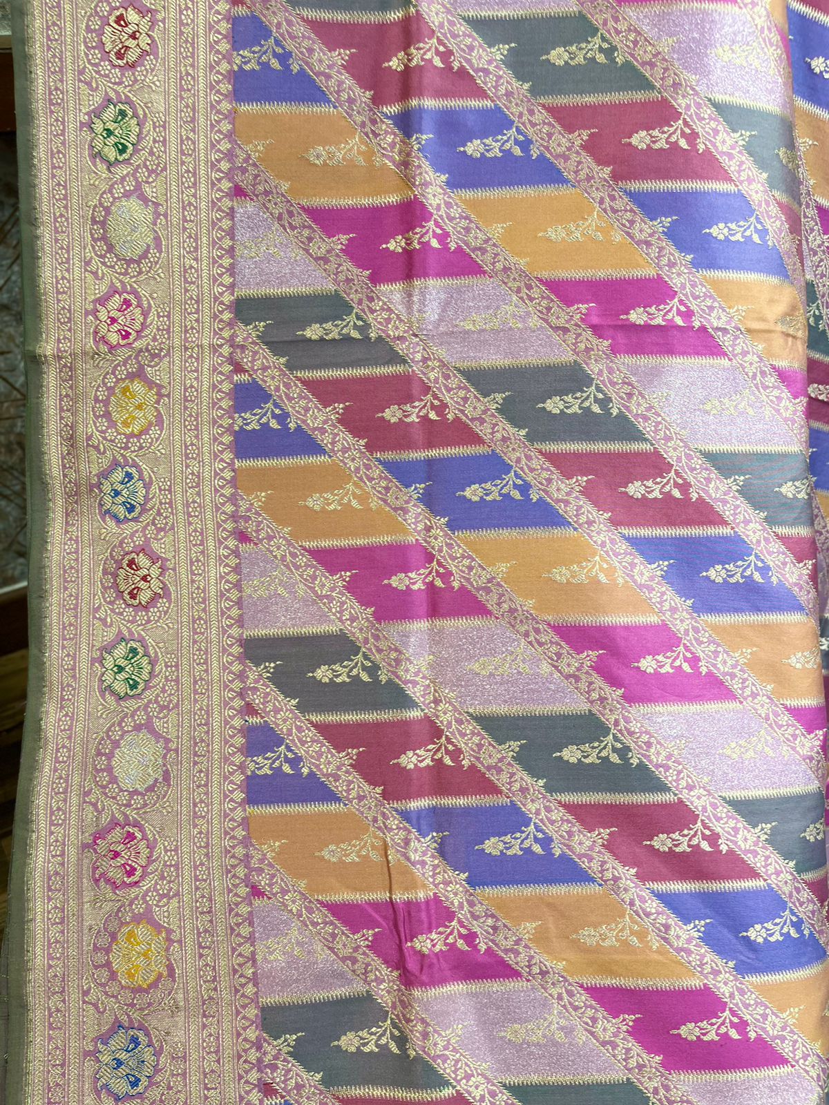 Pure Banarasi Rangkat