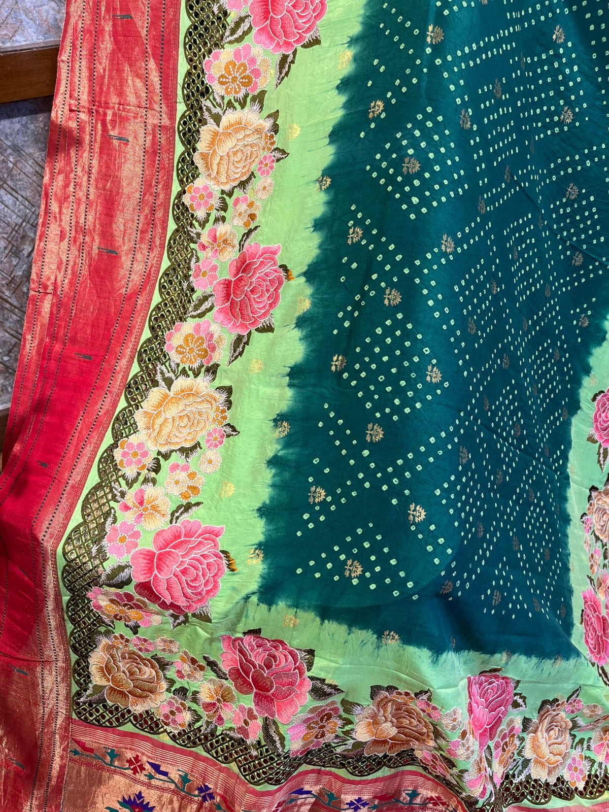 Green Double Border Paithani Bandhini