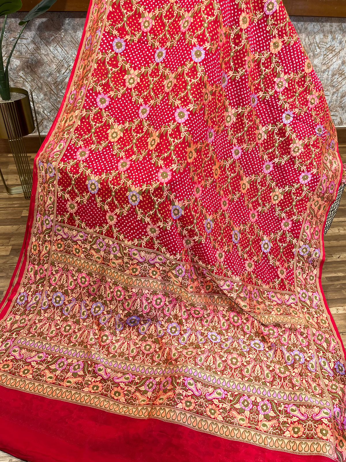 Red Banrasi Exquisite Georgette