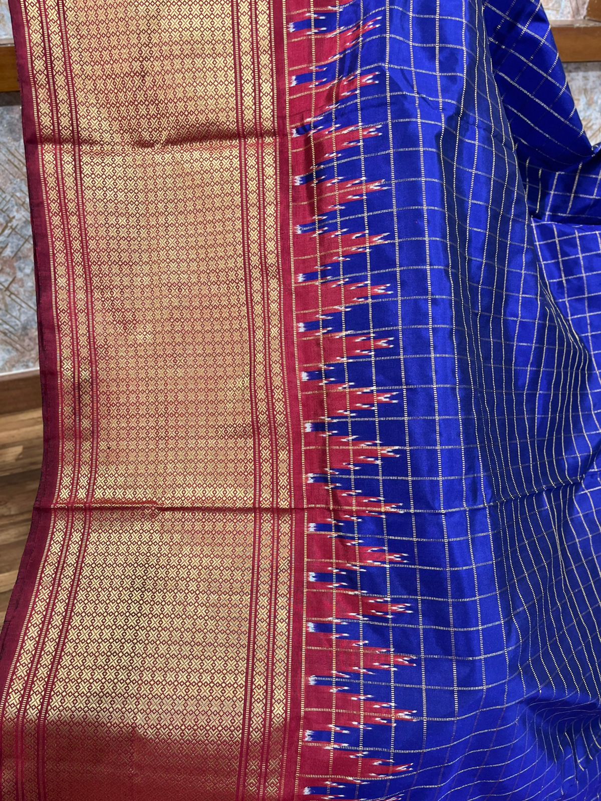 Blue Checkered Ikkat Pattu