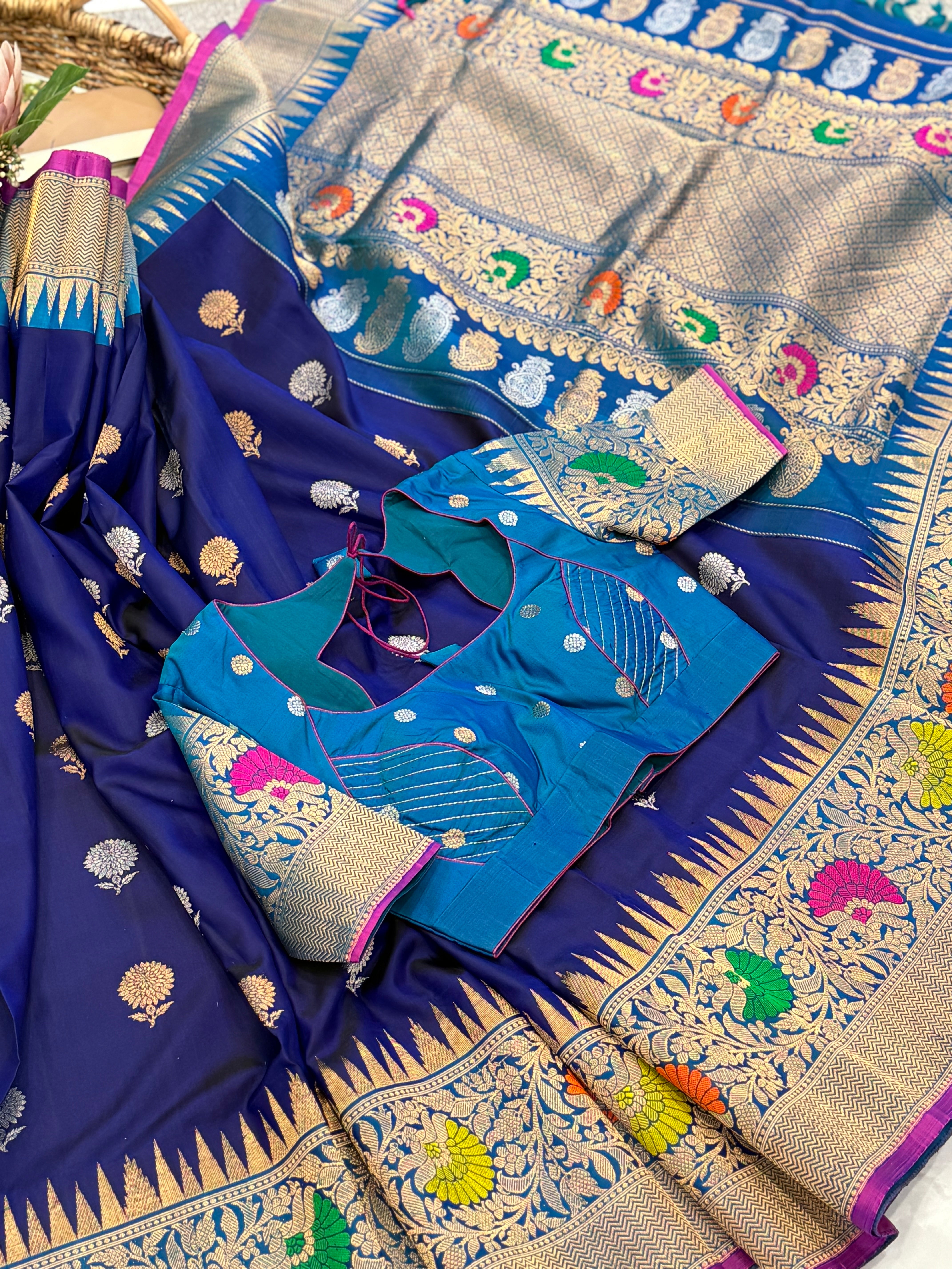 Royal Blue Gadwal Pattu