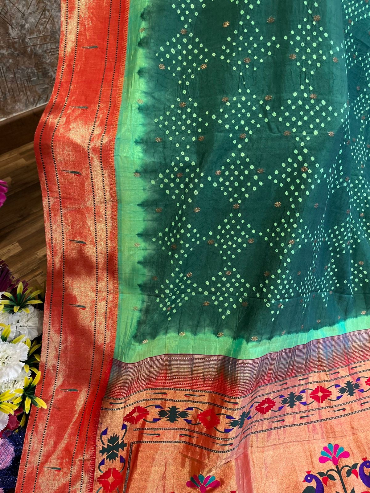 Green Pure Silk Paithani Bandhini