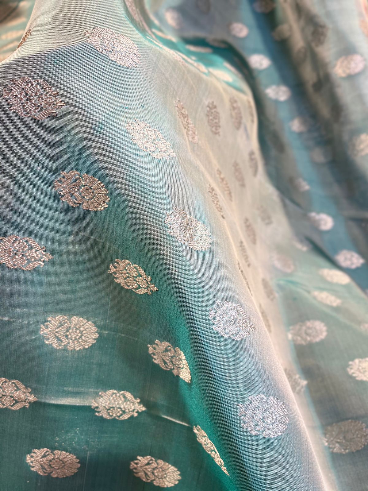 Pure Venkatgiri Pattu