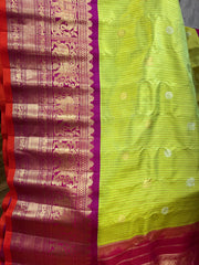 Beautiful Double-Wrap Brocade Micro Checks Gadwal Saree