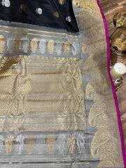 Double wrap meenakari Gadwal saree