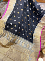 Double wrap meenakari Gadwal saree