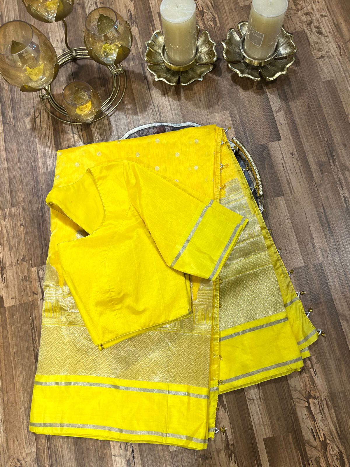 Vibrant yellow saree with butties & beautiful zari border with ready to wear blouse