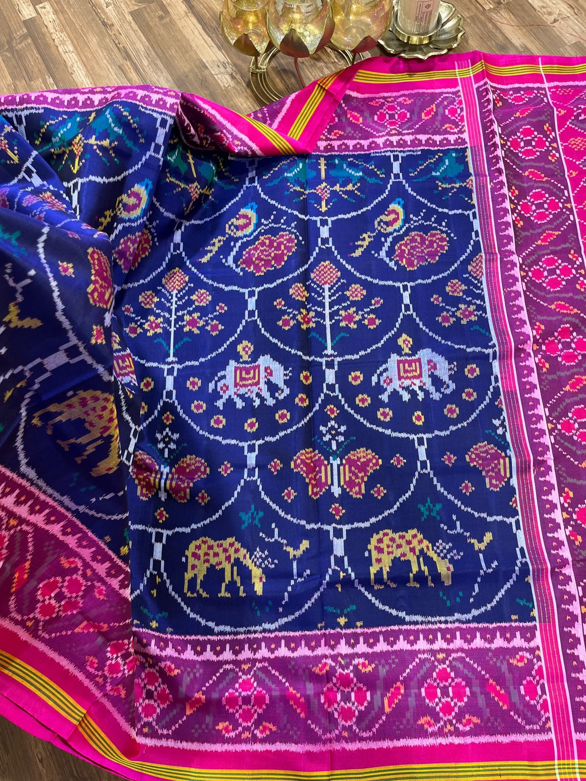 Blue and pink Single ikkat patan patola